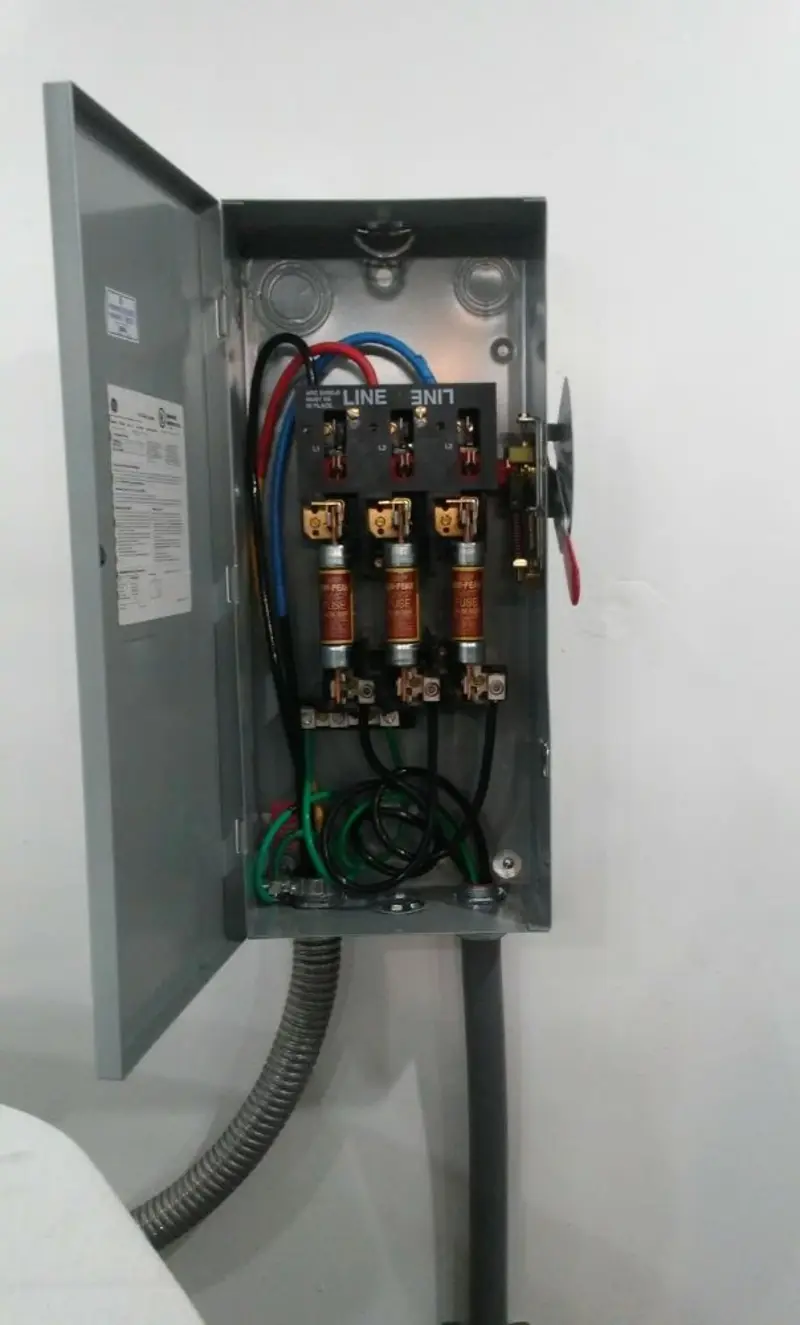 Three-phase disconnect switch installed for Electrical Wiring & Rewiring in Mansfield